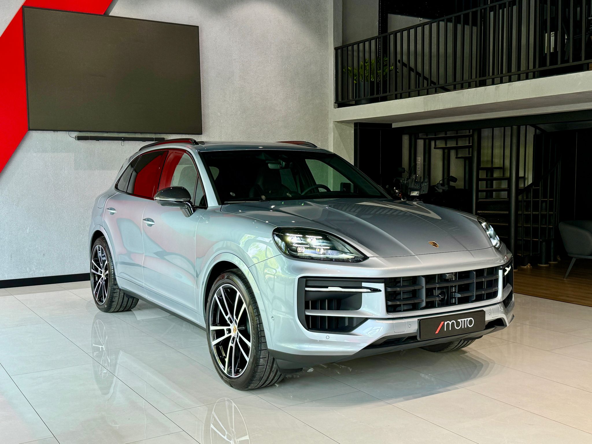 2024 Yeni Porsche Cayenne Spor Koltuk - Yan Ekran